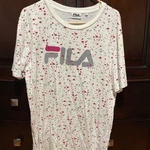 Men’s Fila T-Shirt Size Large
